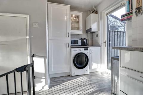 14 Catkin Close, Chineham, Basingstoke, RG24 8XY
