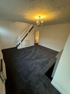 2 bedroom terraced house to rent, Armitage Road, Milnsbridge, Huddersfield, HD3 4JY