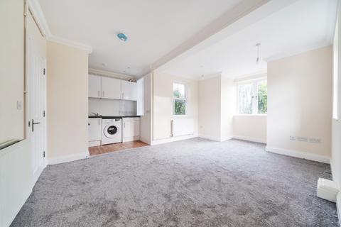 1 bedroom apartment to rent, Gabriel Court, Dermody Gardens, Lewisham, London, SE13