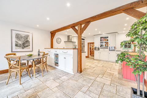 Mistletoe Cottage, 24 High Street, Steeple Ashton, Trowbridge, BA14 6EL