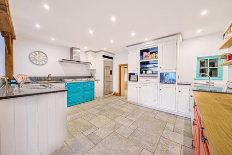 Mistletoe Cottage, 24 High Street, Steeple Ashton, Trowbridge, BA14 6EL