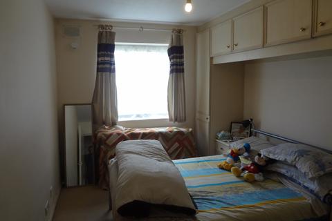 1 bedroom flat for sale, Collapitt Close, HA1
