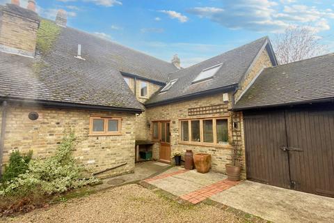 4 bedroom barn conversion to rent - Kiln Barn Road, East Malling ME19