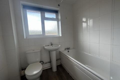 undefined, 3 Linden Court Englefield Green Egham Surrey