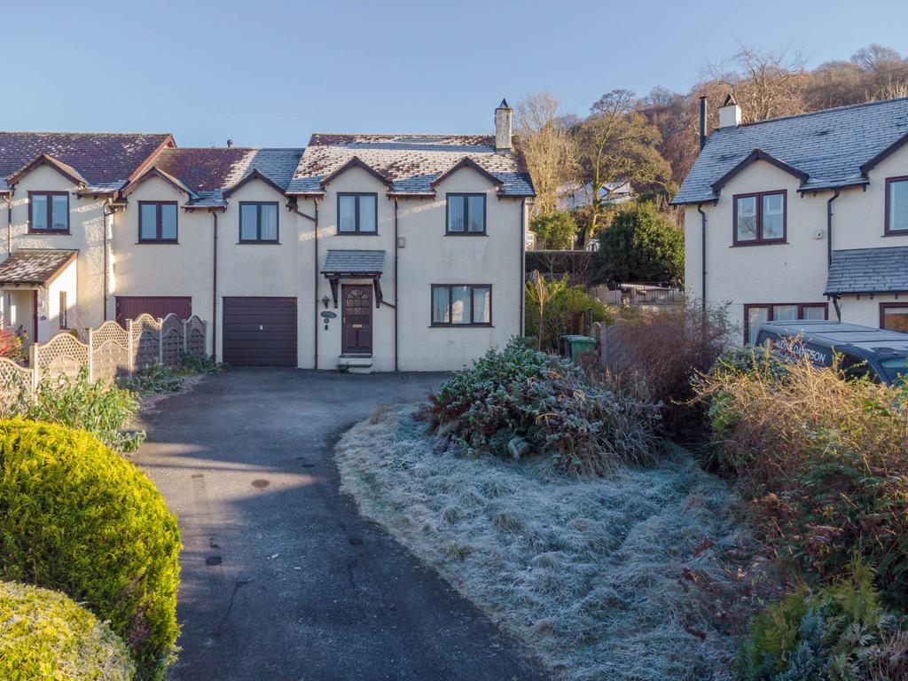 16 Brackenfield, BownessOnWindermere 4 bed semidetached house for