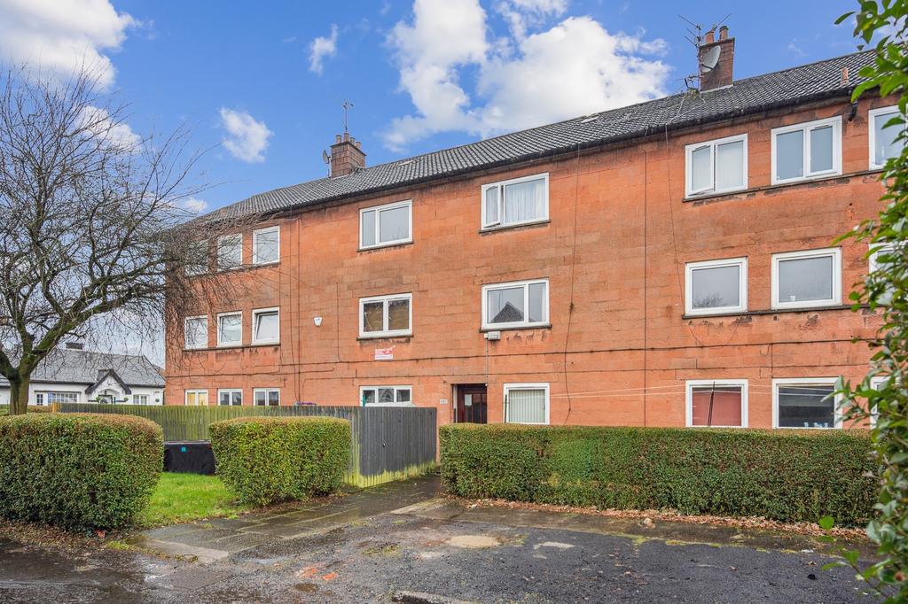 Crow Road Flat 2 2 Anniesland Glasgow G13 1nq 3 Bed Flat For Sale