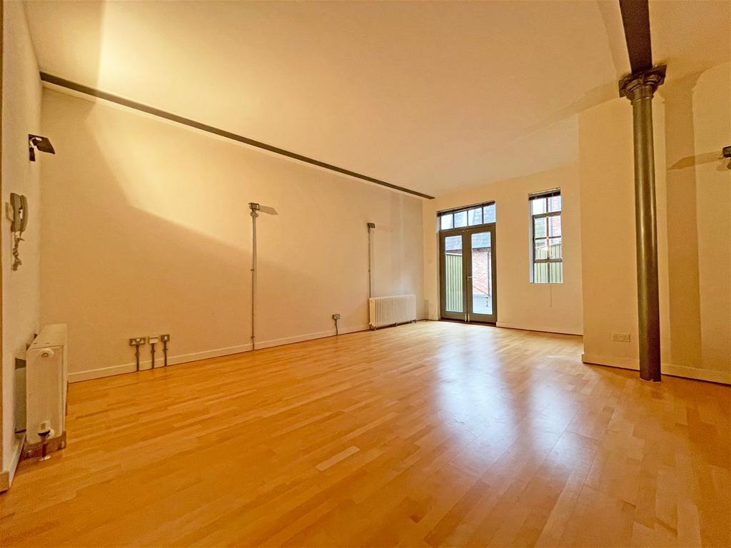 Webbs Factory, Brockton Street, Northampton, NN2 6HA 2 bed flat for