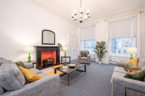 3 bedroom flat to rent, Dundonald Street, Edinburgh, EH3