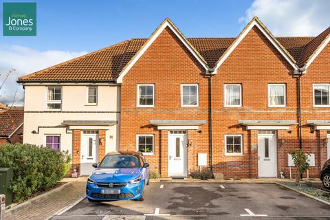 2 bedroom terraced house to rent, Puttick Drive, Worthing, West Sussex, BN13