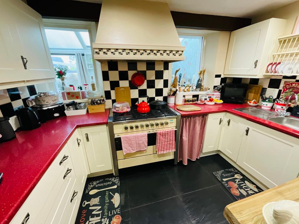 Vicarage Hill, Kingsteignton, TQ12 3 bed cottage for sale £268,000