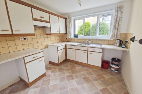 2 bedroom detached bungalow to rent, Seawell Road, Bude EX23