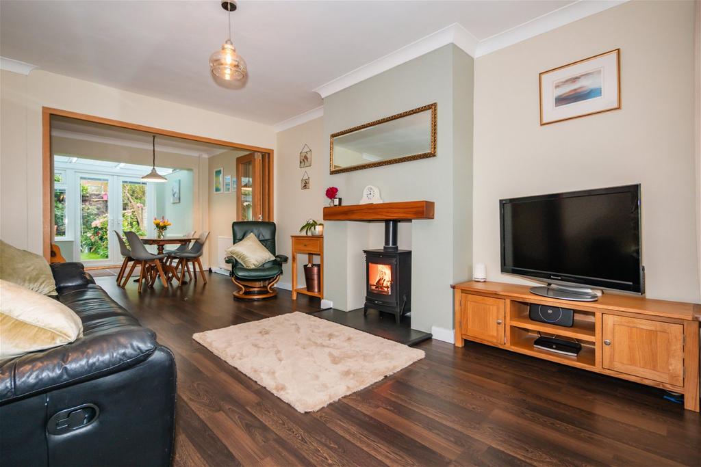 Mardale Crescent, Lymm WA13 3 bed detached house for sale £425,000