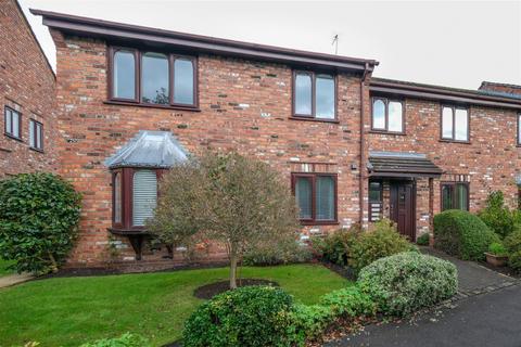 2 bedroom retirement property for sale, Cyril Bell Close, Lymm WA13