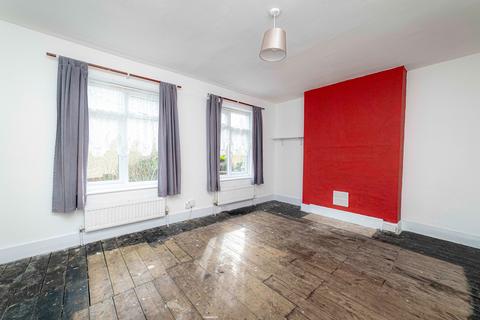 47 Burrow Road, Folkestone, CT19 6DH