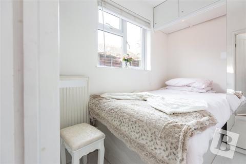 23 Sunflower Way, Romford, RM3 0XB