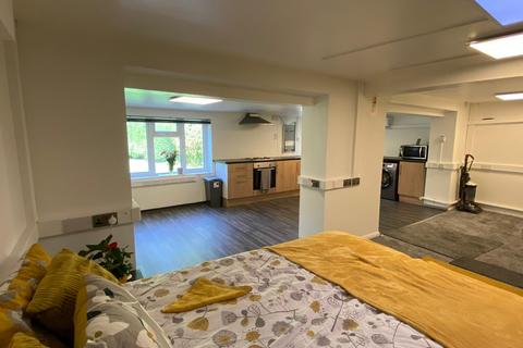 1 bedroom apartment to rent - Abbs Cross Lane Hornchurch RM12 4XR