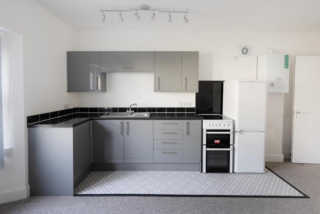 Apartment in Bristol, Clifton Village, Hotwells - View 2