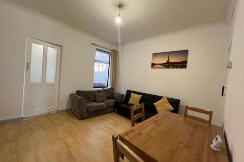 3 bedroom terraced house to rent, Freeman Street, Coventry, CV6