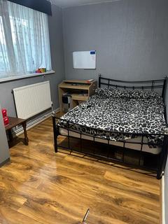 1 bedroom maisonette to rent, Pitfield Way, London NW10