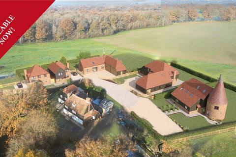 4 bedroom detached house for sale, Four Oaks Road, Headcorn