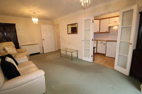 1 bedroom apartment for sale, Potters Court, Potters Bar