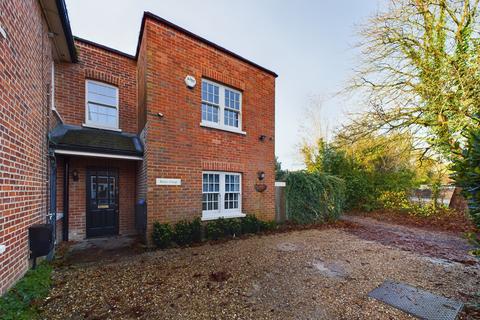 2 bedroom cottage to rent, Burkes Cottage, Aylesbury End, Beaconsfield, HP9 1LS