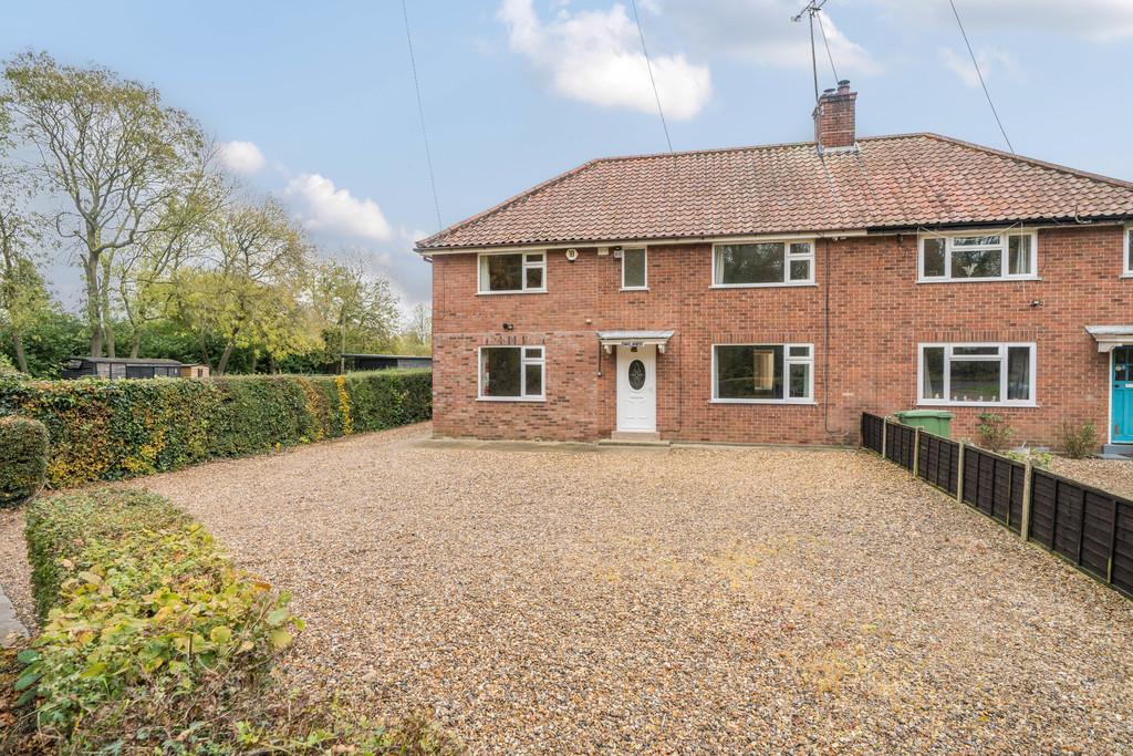 High Green, Brooke, NR15 4 bed semidetached house for sale £495,000