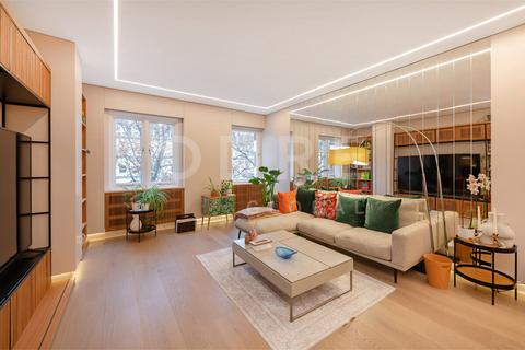 2 bedroom apartment for sale, Queen's Gate, London, SW7