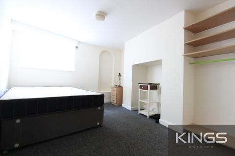 1 bedroom flat to rent, Canute Road, Southampton