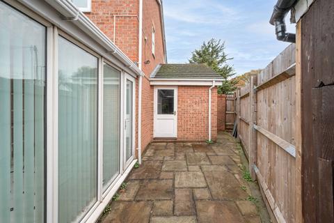 3 bedroom semi-detached house for sale - Longfield Avenue, Mill Hill, London, NW7