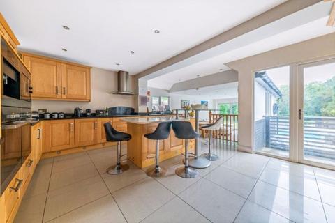 5 bedroom detached house for sale, North Cray Road, Bexley