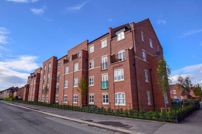 Edgewater Place, Latchford, WA4 1BF 2 bed apartment £169,950