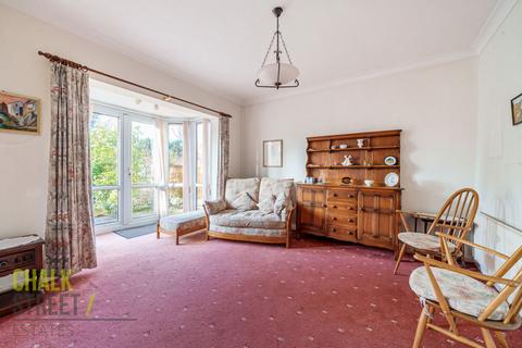 160 Corbets Tey Road, Upminster, RM14 2EJ