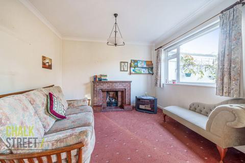 160 Corbets Tey Road, Upminster, RM14 2EJ
