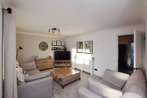 25 Capulet Road, Stratford Sub Castle, Salisbury, SP1 3JY