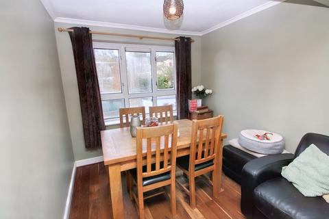 3 bedroom maisonette for sale, Tilling Crescent, High Wycombe HP13