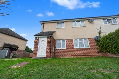3 bedroom maisonette for sale, Tilling Crescent, High Wycombe HP13