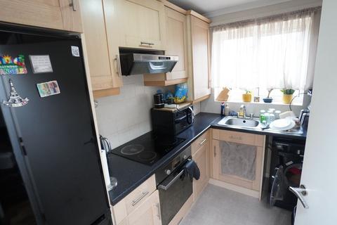 3 bedroom maisonette for sale, Tilling Crescent, High Wycombe HP13