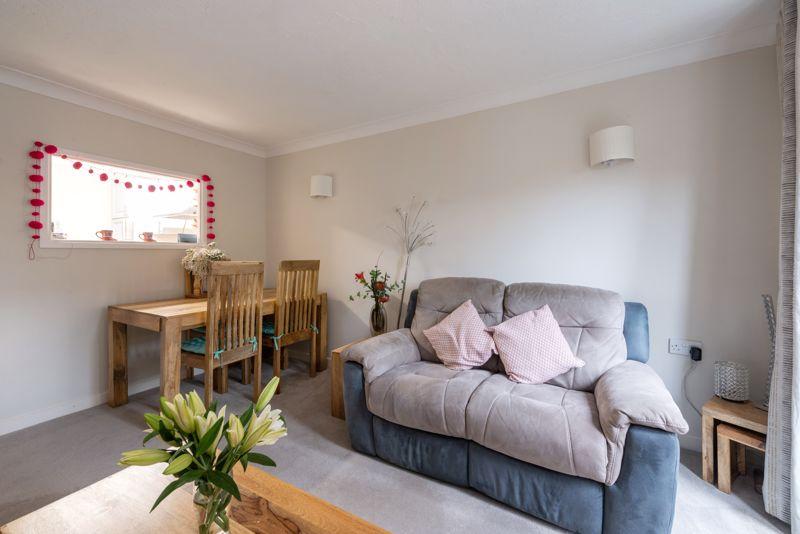 Ryan Court, Blandford Forum, DT11 2 bed flat for sale £115,000