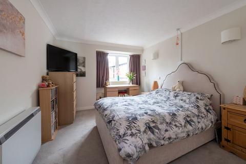2 bedroom flat for sale, Ryan Court, Blandford Forum, DT11