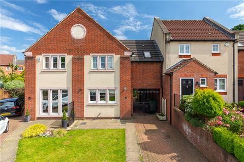 4 bedroom semi-detached house for sale, Acorn Way, Pool in Wharfedale, Otley, West Yorkshire, LS21