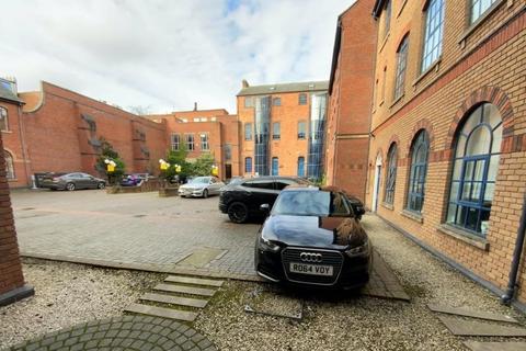 Office to rent - 950 SqFt Newly Refurbished Offices , Jewellery Quarter, Birmingham, B1