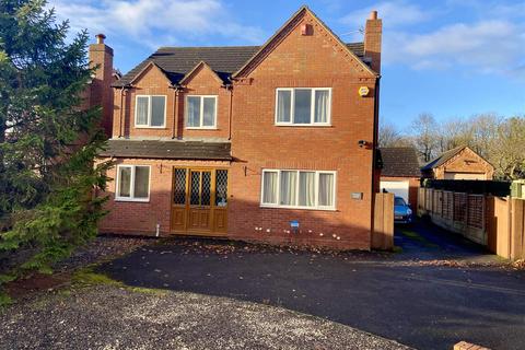 4 bedroom detached house for sale, Newport Road, Hinstock