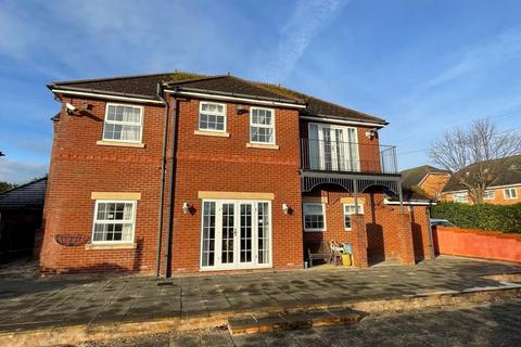 4 bedroom detached house for sale, Coed Y Bwlch, Deganwy, Conwy