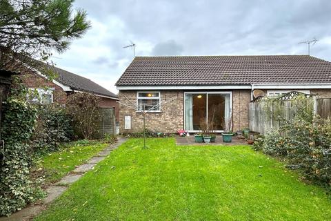 17 Elmdale Drive, Carlton Colville, Lowestoft, NR33 8NB