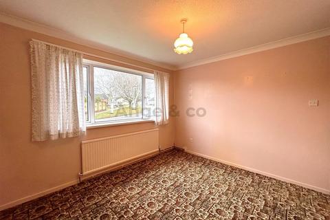17 Elmdale Drive, Carlton Colville, Lowestoft, NR33 8NB
