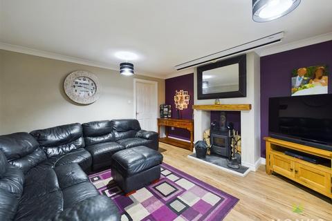 4 bedroom detached house for sale, Peverel Drive, Whittington, Oswestry