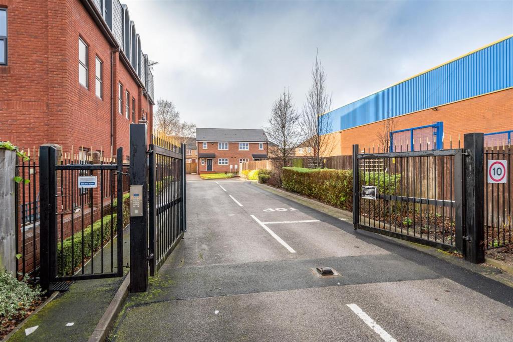 36 Olton Court External-1 lo.jpg