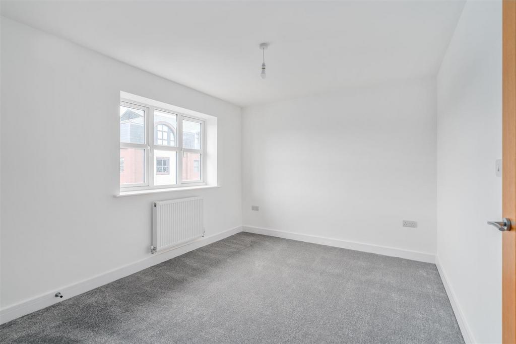 36 Olton Court-16 lo.jpg