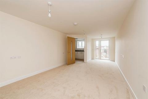 2 bedroom apartment for sale, The Moors, Thatcham
